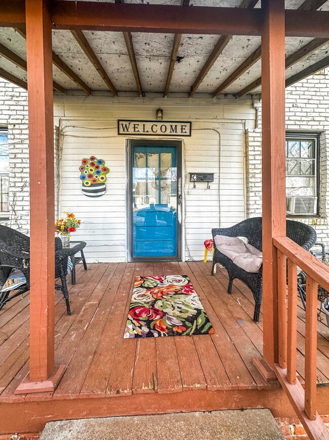 210 Thurston Ave in Thomaston, GA - Building Photo - Building Photo