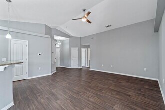 229 Croft Cir in Crestview, FL - Building Photo - Building Photo