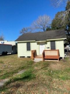 507 E 2nd St in Sweeny, TX - Foto de edificio