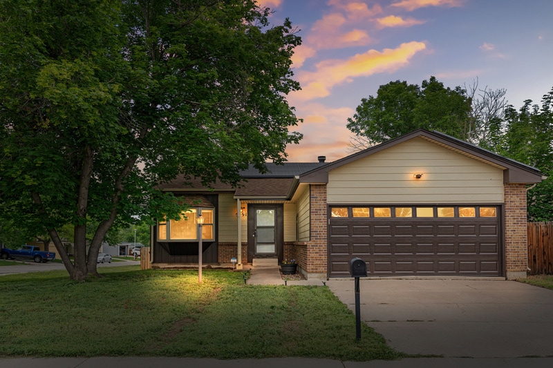 5991 W 68th Ave in Arvada, CO - Building Photo