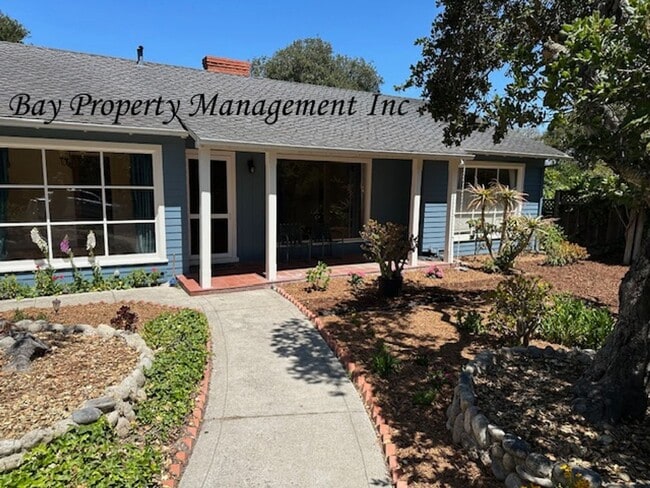 property at 120 Live Oak Way