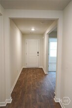 423 Coconut Dr in Bloomingdale, GA - Building Photo - Building Photo
