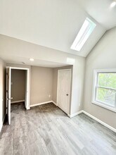 16 Long Ave, Unit 3 in Boston, MA - Building Photo - Building Photo