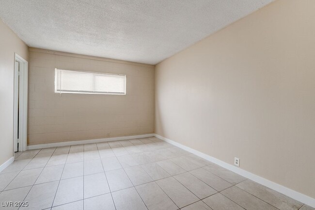 property at 698 Northrop Ave