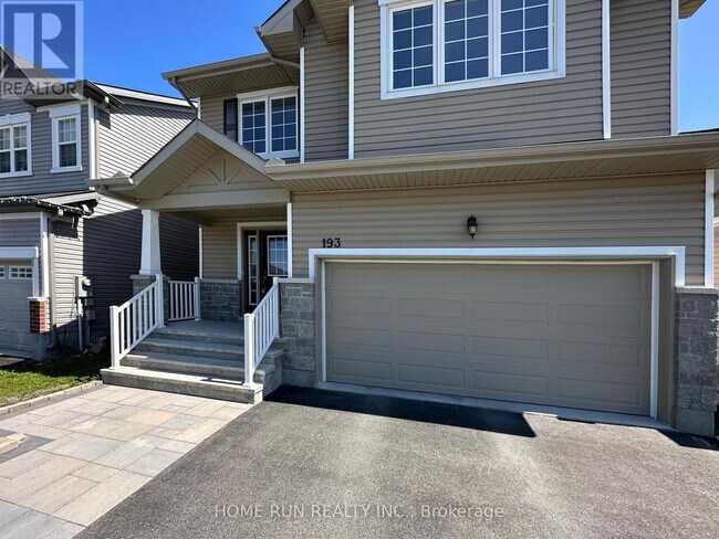 193 Balikun Heights in Ottawa, ON - Building Photo - Building Photo