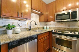 1717 5th Ave N in Seattle, WA - Building Photo - Building Photo