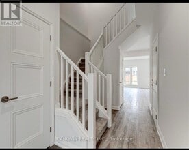 1 Miller Dr in Lucan Biddulph, ON - Building Photo - Building Photo