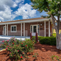 Monaco Arms in Jacksonville, FL - Building Photo - Building Photo