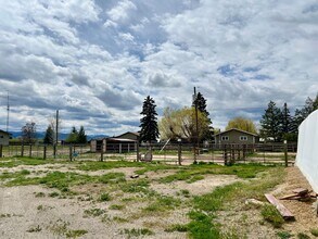 3193 York Rd in Helena, MT - Building Photo - Building Photo