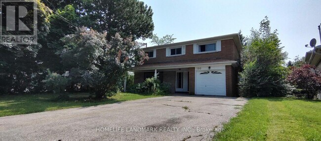 property at 100 Kingslake Rd