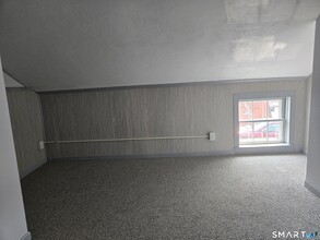 11 Tiffany St in Brooklyn, CT - Building Photo - Building Photo