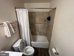 8411 Del Norte Ct in Alexandria, VA - Building Photo - Building Photo