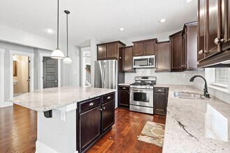 112 Harlow Bnd in Chapel Hill, NC - Building Photo - Building Photo