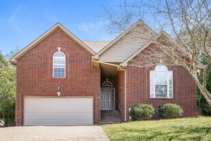 1304 Saddlehorn in Mount Juliet, TN - Building Photo