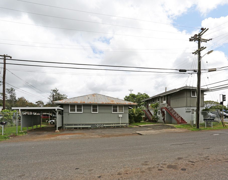 14 Lakeview Cir in Wahiawa, HI - Foto de edificio