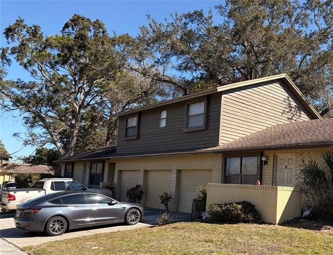 533 E Curlew Pl in Tarpon Springs, FL - Building Photo - Building Photo