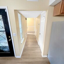 405 Hickory Hill Dr in Columbia, SC - Foto de edificio - Building Photo