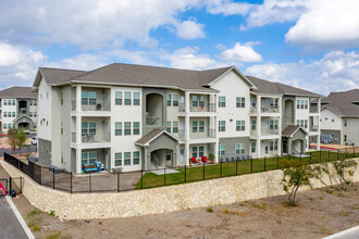 The Ranch at West End in San Antonio, TX - Foto de edificio - Building Photo