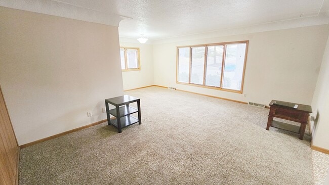 2725 64th St in Des Moines, IA - Building Photo - Building Photo