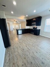 1317 Bear Peak Ln in Pflugerville, TX - Building Photo - Building Photo