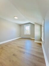 2-2 Walnut St, Unit #2 in Middletown, CT - Foto de edificio - Building Photo