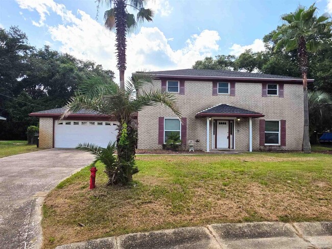 7819 Hearthstone Cir