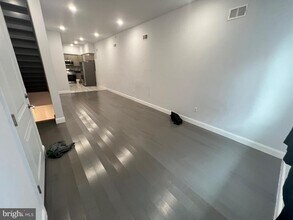 630 N 13th St, Unit 1 in Philadelphia, PA - Building Photo - Building Photo