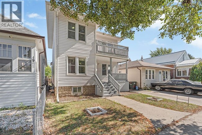 844-844 Ellrose Ave in Windsor, ON - Building Photo - Building Photo