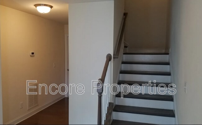 6023 Kentworth Dr in Holly Springs, NC - Building Photo - Building Photo