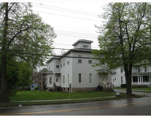 208 West Ave in Lockport, NY - Building Photo - Building Photo