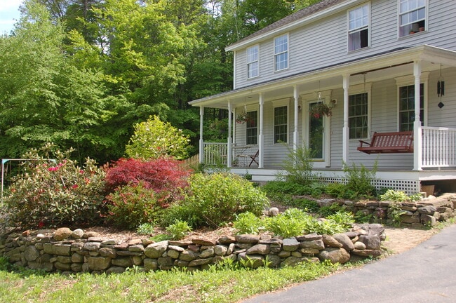 20 Goyette Dr in Peterborough, NH - Building Photo - Building Photo