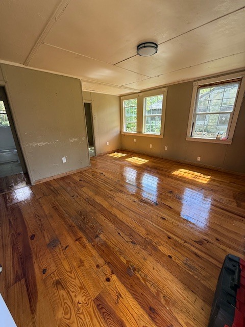 property at 5818 Comish Dr