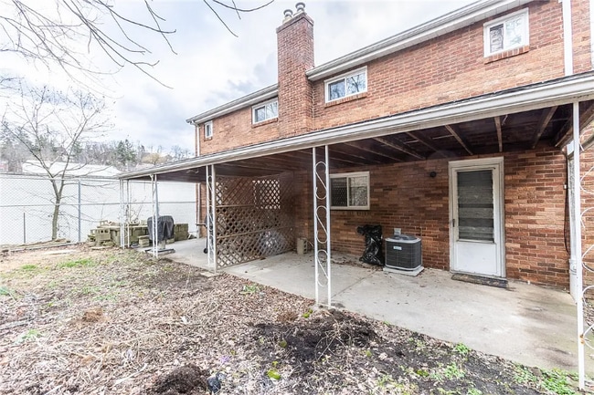 property at 2273 Pauline Ave