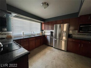 1332 5th Pl in Las Vegas, NV - Building Photo - Building Photo