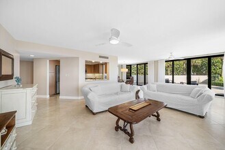 120 S Ocean Blvd in Delray Beach, FL - Building Photo - Building Photo