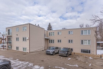 Jasmine Apartments in Edmonton, AB - Building Photo - Building Photo