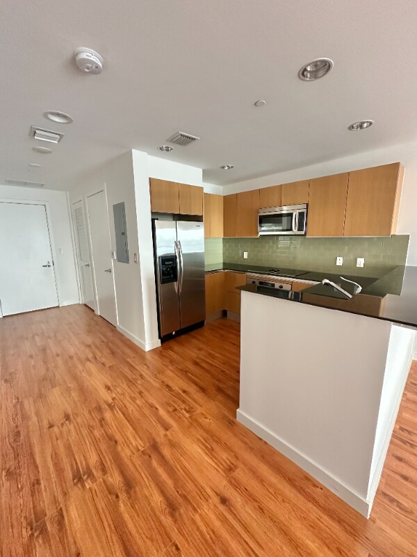 1060 Brickell Ave in Miami, FL - Building Photo - Building Photo