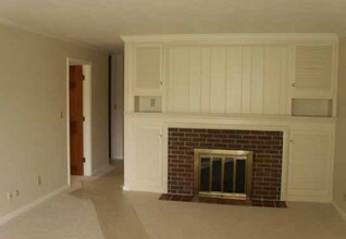 6768 S East St in Indianapolis, IN - Building Photo - Building Photo