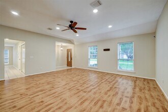 60 W Indian Sage Cir in Spring, TX - Building Photo - Building Photo