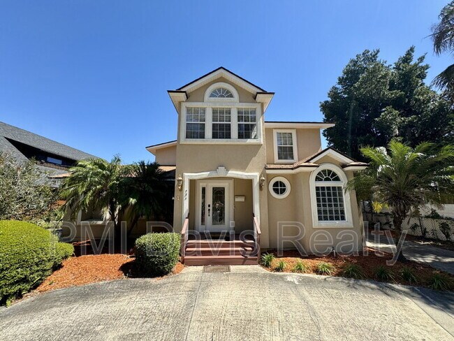 property at 734 Myrtle Ave