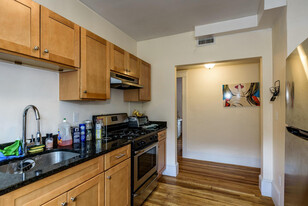 231 Chestnut Hill Ave, Unit uni2 4-bed 2-bath in Boston, MA - Foto de edificio - Building Photo