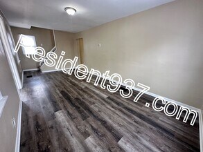 1655 Barney Ave in Dayton, OH - Building Photo - Building Photo