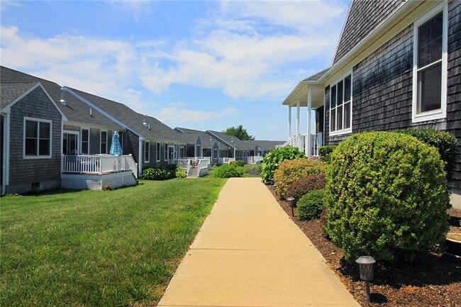 23 Osprey Ct in Middletown, RI - Building Photo - Building Photo