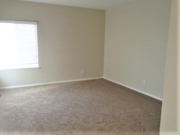 9826 Kenton Cir in Commerce City, CO - Building Photo - Building Photo