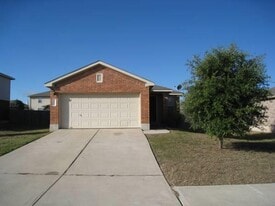 211 Woodley Rd in Leander, TX - Building Photo