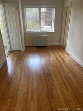 250 Mill St-Unit -1 in Greenwich, CT - Building Photo - Building Photo
