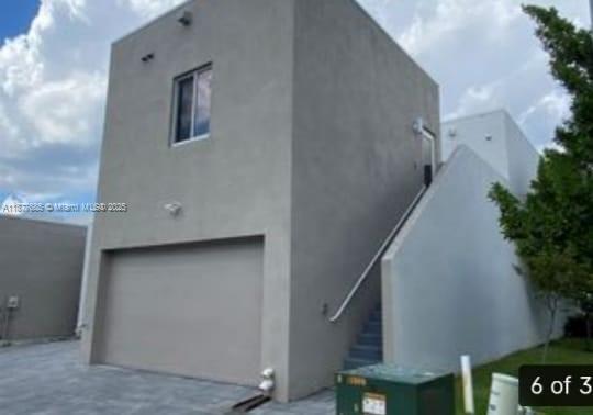 10440 NW 67th St in Doral, FL - Building Photo