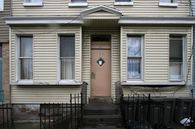 46 Starr Street Apartments in Brooklyn, NY - Foto de edificio - Building Photo