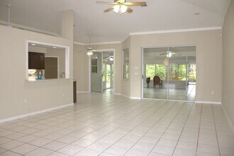 9395 Belvedere St in Spring Hill, FL - Building Photo - Building Photo