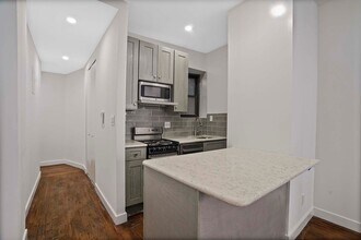 160 E 91st St in New York, NY - Building Photo - Building Photo